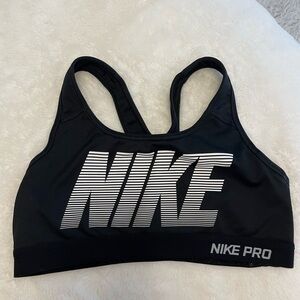 Nike Pro Sports Bra